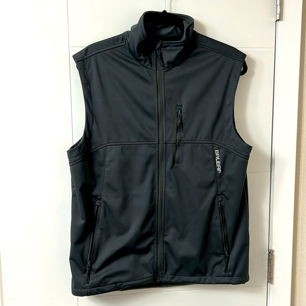 Men’s Baleaf Charoal Grey Vest